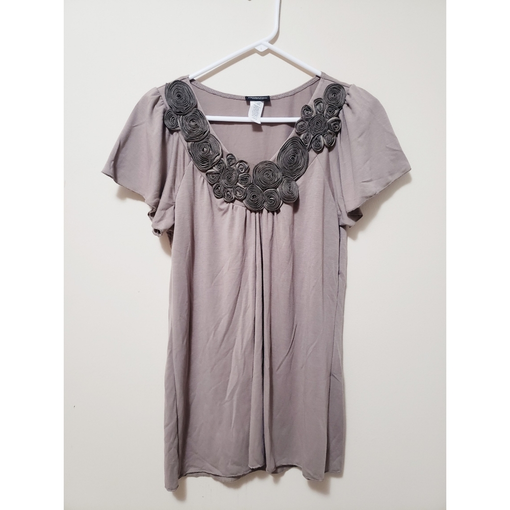 Ruffle Flower Top Size L